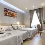 Adorasuite 2 بيت ضيافة 3*
